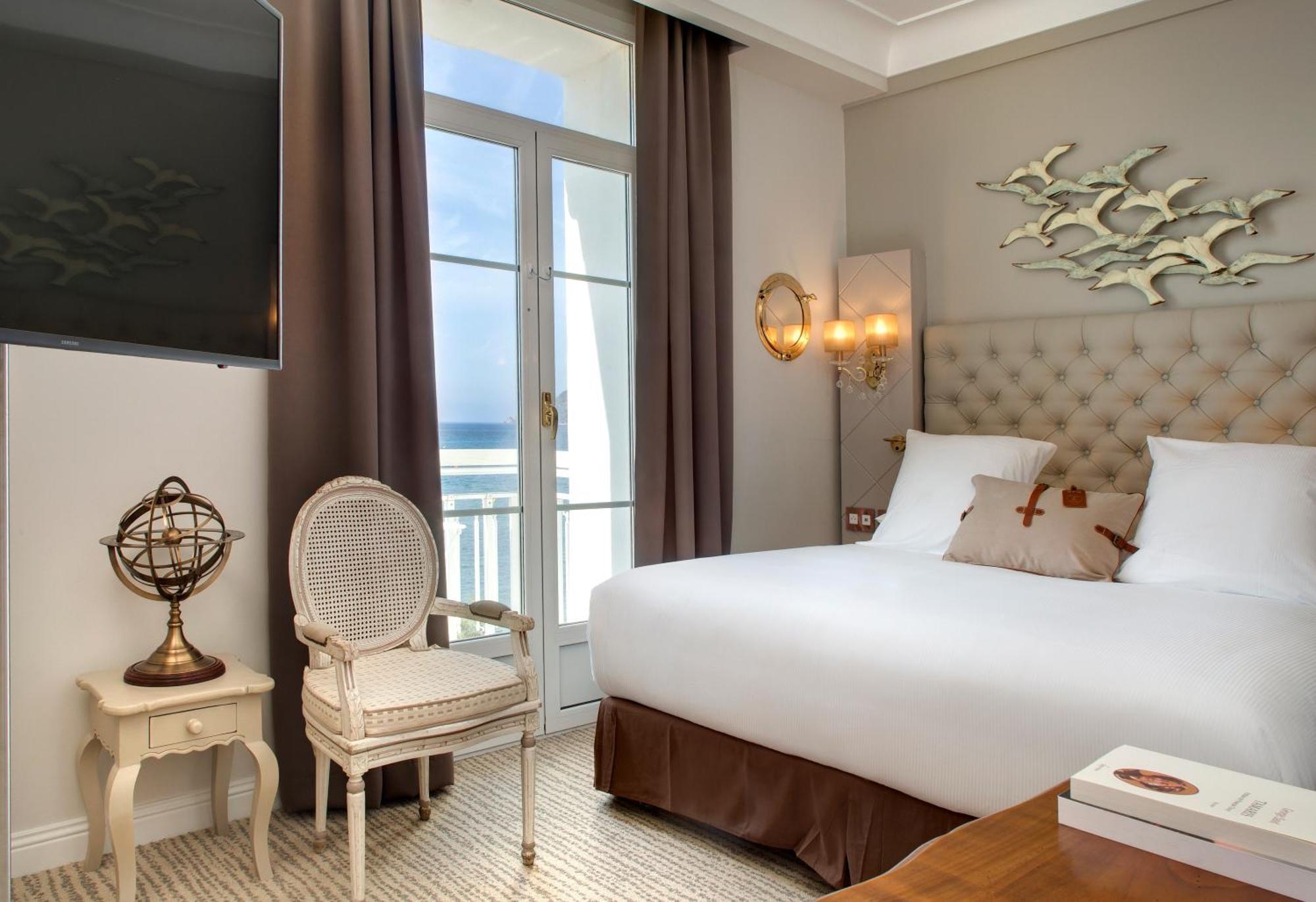 Grand Hotel Des Sablettes Plage, Curio Collection By Hilton La Seyne-sur-Mer Exteriér fotografie