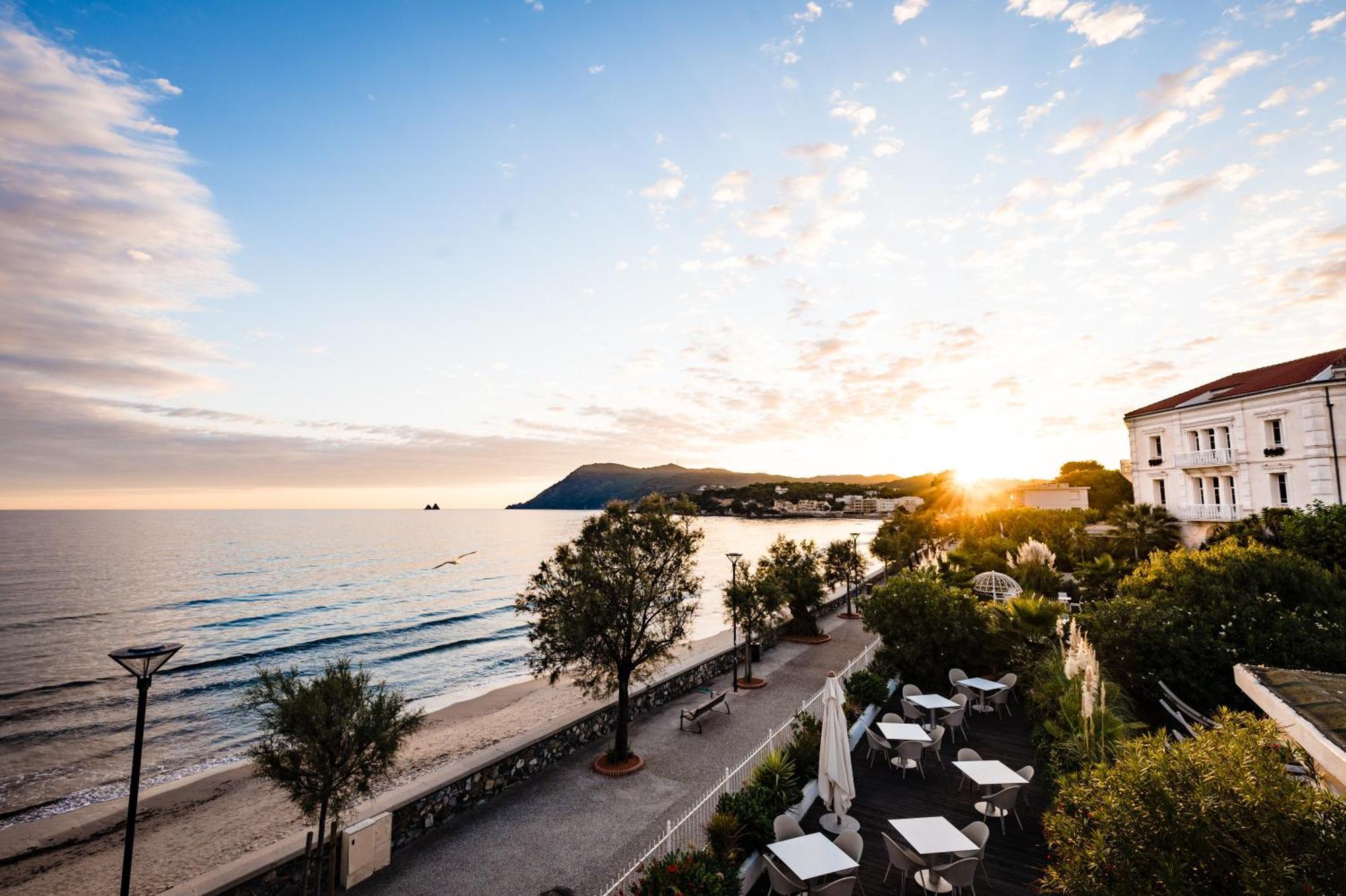 Grand Hotel Des Sablettes Plage, Curio Collection By Hilton La Seyne-sur-Mer Exteriér fotografie